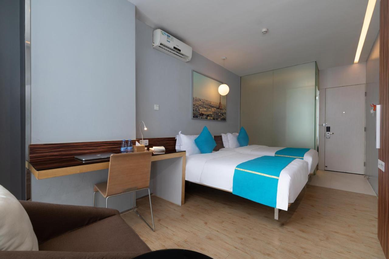 Shenzhen Dongmen Colour Hotel Екстер'єр фото